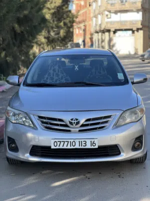 Toyota . Corolla . 2013 . New2