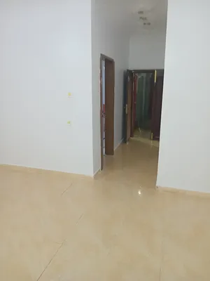 2 Bedrooms . 2 Bathrooms . 200 m22