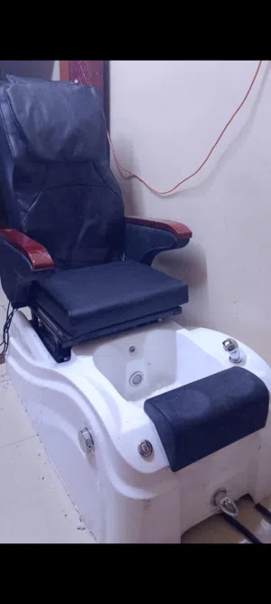 spa pedicure chair urgently sale