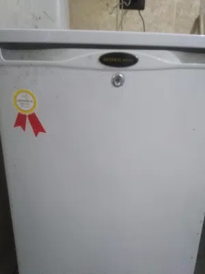 ثلاجه  للبيع