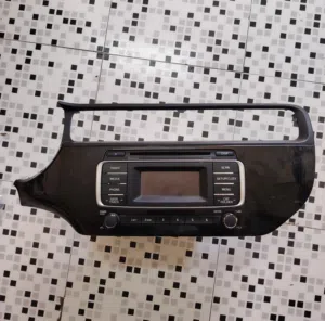 Kia Rio 2017 stereo with frame