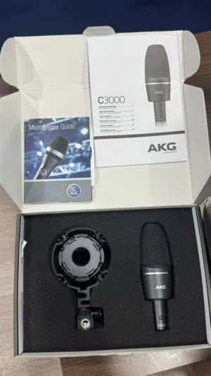 مايك AKG C3000 قابل للمفاوضه