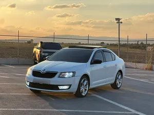 سكودا . اوكتافيا . 2015 . مستعمل0