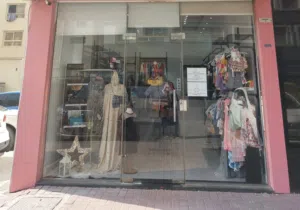 محل ملابس حريمي وأطفال للبيع  women and kids clothes shop for sale