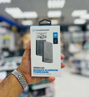 Powerology MagSafe power bank in Muscat/ Brand New