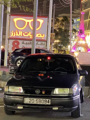 للبيع: أوبل فيكترا (Opel Vectra) 1992