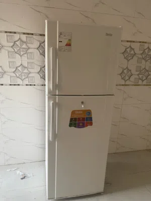 ثلاجه للبيع