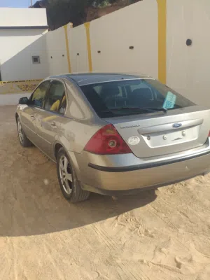 فورد مونديو موديل2001 توماتيك مكيفة في حالة ممتازة جمرك سويسرية للبيع