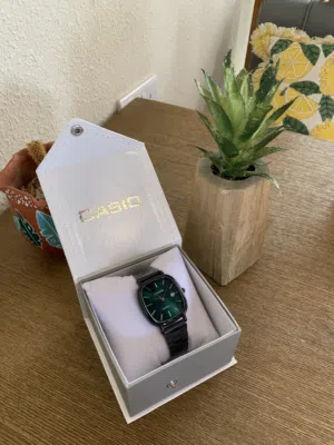 ساعات رجاليه من ماركه كاسيو ضمان شهر