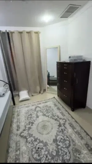 غرفة ماستر مفروش... سكن مؤقت 3 شهور