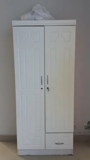 طاولة + كرسي + كبت + سرير