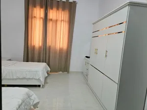 ‏يومي ‏.‏ 101111111 م٢‏4