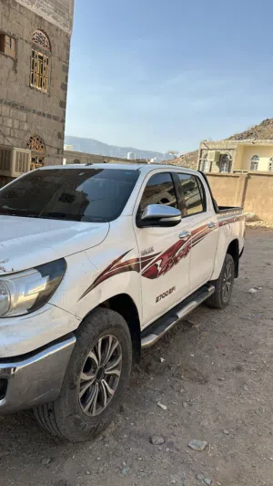 Used Toyota Hilux in Shabwah