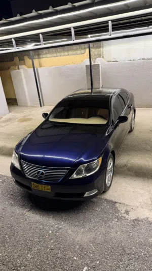 Used Lexus LS in Muscat