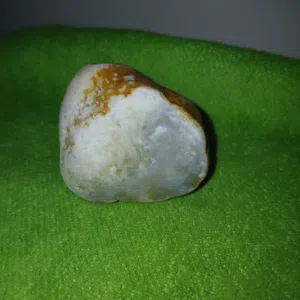 حجر كريم للبيع