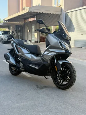سكوتر sym 300
