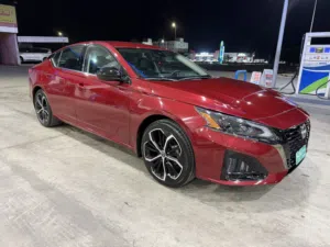 Used Nissan Altima in Al Batinah