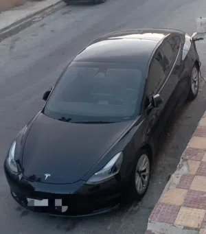 سيارة تيسلا موديل 3 2023 كهربائية، لون أسود، مستعملة، مرخصة، أوتوماتيك، مواصفات أمريكية
