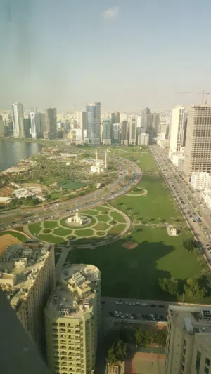 Al Majaz 2 شقة 2 غرف نوم بإطلالة مائية.................