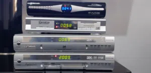 4 ريسيفرات StarSat موديلات مختلفة شغالات ونظاف .. للبيع