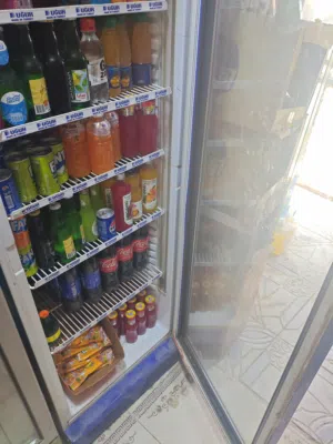 عارضة قواطي للبيع وبيها مجال حك جية