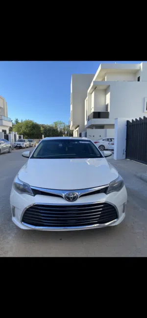 Used Toyota Avalon in Tripoli