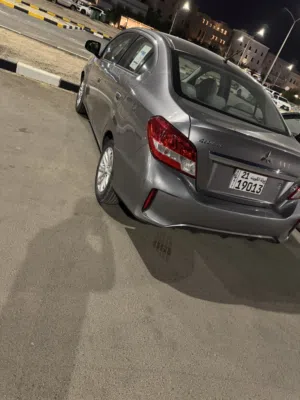 Sedan Mitsubishi in Al Ahmadi