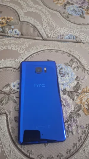 HTC U ultra