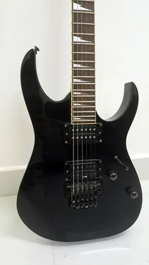 Ibanez RG 320 DX Electric Guitar, Original, with stripe and cable.  جيتار كهربائي ایبانیز اصلي