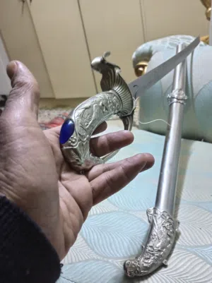 مقتنيات قديمه لبيع