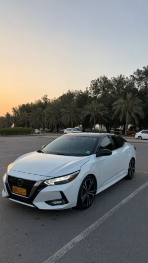 للبيع نيسان سنترا موديل 2020