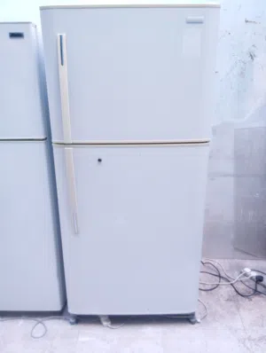 للبيع ثلاجه بحاله ممتازه حجم كبير ثلاجه سانو 24 قدم بحاله ممتازه معا التوصل التشغيل والكفاله تبريد