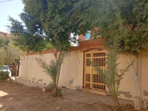 550 m2 More than 6 bedrooms Villa for Sale in Tripoli Tajura