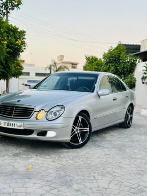مرسيدس E240 الما نيه حره ولا عيب