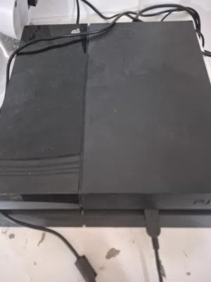 للبيع سوني 4 مهكره