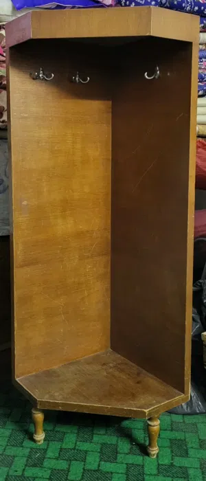 للبيع زاويه ملابس للاطفال