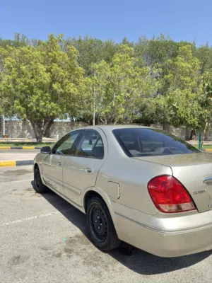 Nissan Sunny 2004 1.6 **best for delivery basis**