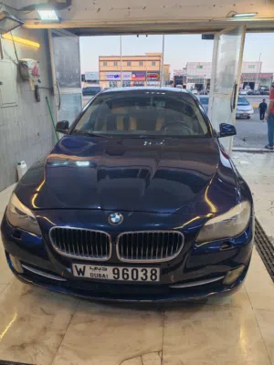 BMW 528i موديل 2011