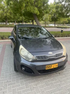 KIA RIO LOW MILEAGE IN GOOD CONDITION