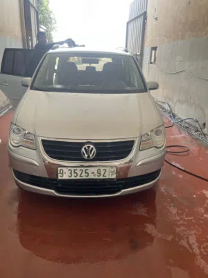 Used Volkswagen Touran in Qalqilya
