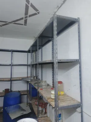 رفوف ديكسون عدد 3 طول4 عرض 3 بحالة الوكالة