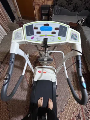 للبيع جهاز مشي كهربائي   جهاز XinGuiZu MG-1900/6B مستعمل بحالة نظيفة مستخدم 30 مرة، شغال 100%