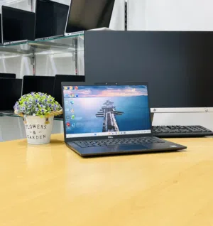 Dell Latitude 7410 i5 10th Gen Ram 16GB SSD 256GB Touch Screen 14” Windows 11 pro