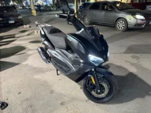 Keeway Vieste 200 موديل 2023 – أسود مط – 7000 كم فقط