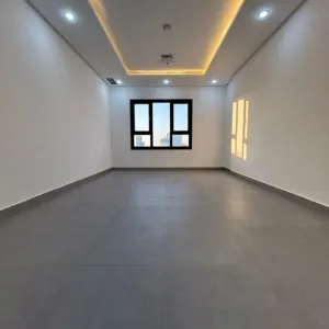 1 m2 2 Bedrooms Apartments for Rent in Hawally Salmiya
