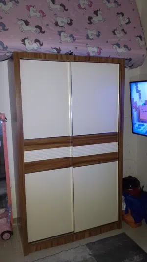 غرفة نوم مستعمله رائعة بحاله ممتازه للبيع