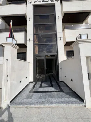 195 m2 3 Bedrooms Apartments for Sale in Amman Dahiet Al Ameer Ali