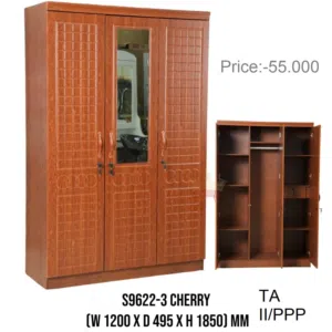 خزانة ذات بابين وثلاثة أبواب.   3and Three door cupboard