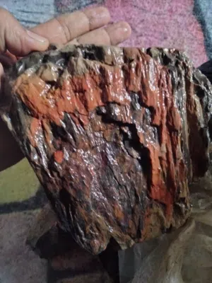 احجار طبيعيه