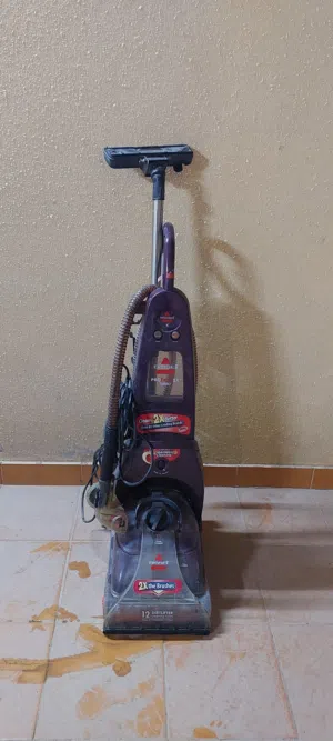 مكنسة كهربائية مستعمله للبيع وغير مستخدمه كثيرا وسبب البيع لعدم الحاجه لها ونظيفة جدا ولايوجد عيوب